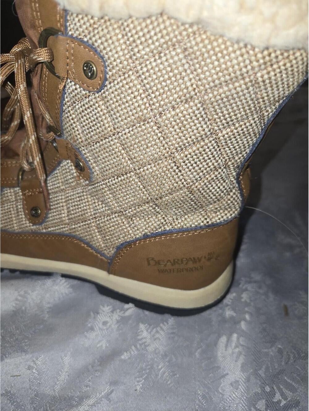 Bearpaw Women's Waterproof Winter Boots Size 10 US - Picture 3 of 7